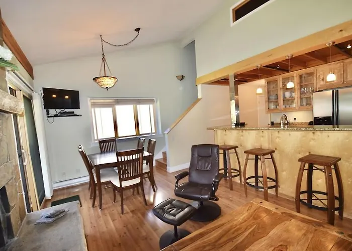 Gorgeous Jackson Hole In Location With Great Views And Private Deck With Barbeque! *