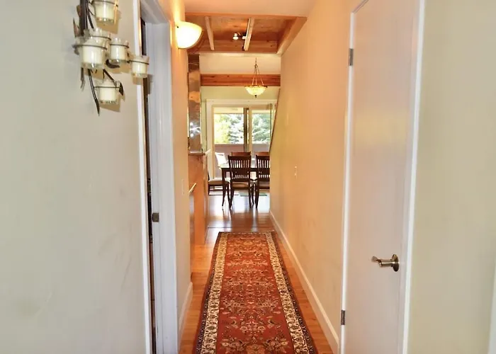 Gorgeous Jackson Hole In Location With Great Views And Private Deck With Barbeque! Wilson