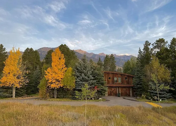 Gorgeous Jackson Hole In Location With Great Views And Private Deck With Barbeque! Apartment Wilson